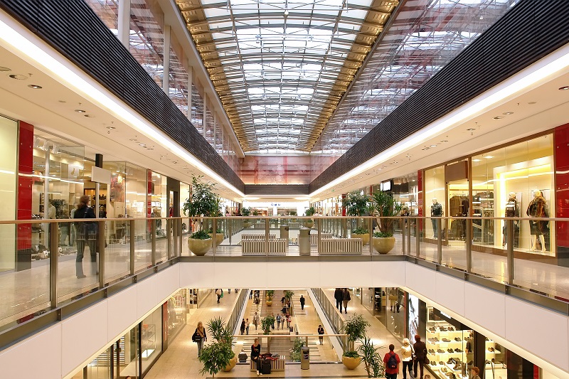 passage in multilevel shopping mall | maintain commercial shopping center