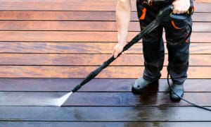 The Benefits of Hiring Pressure Washing Professionals