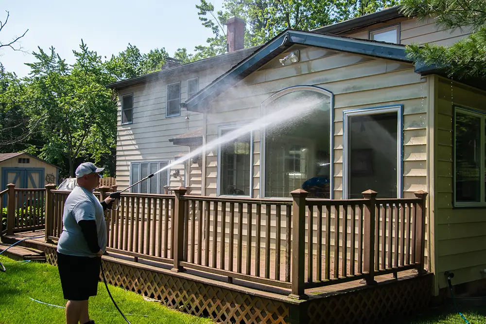 pressure washing a house | pressure wash windows